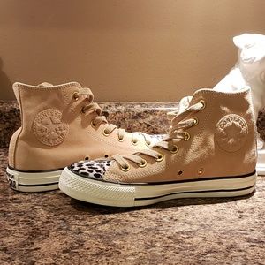 Cheetah Converse